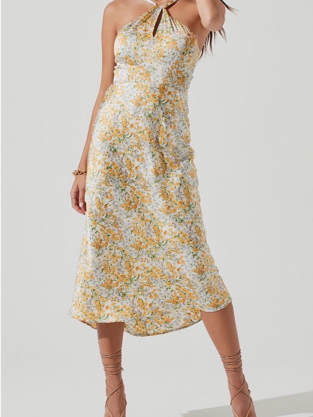 ASTR the label Sandrine Floral Halter Yellow Midi Dress - size M